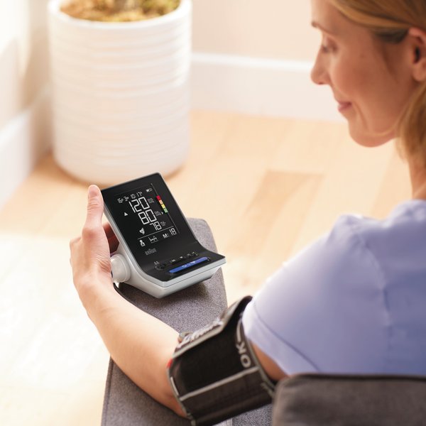 Digitaalinen ExactFit 3 -verenpainemittari