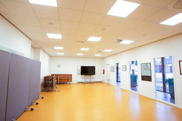 Paneeli Essential 36W/840 600mm valkoinen