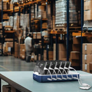 Jatkojohto-sisakayttoon-maadoitettu-IP20-20-m-oranssi